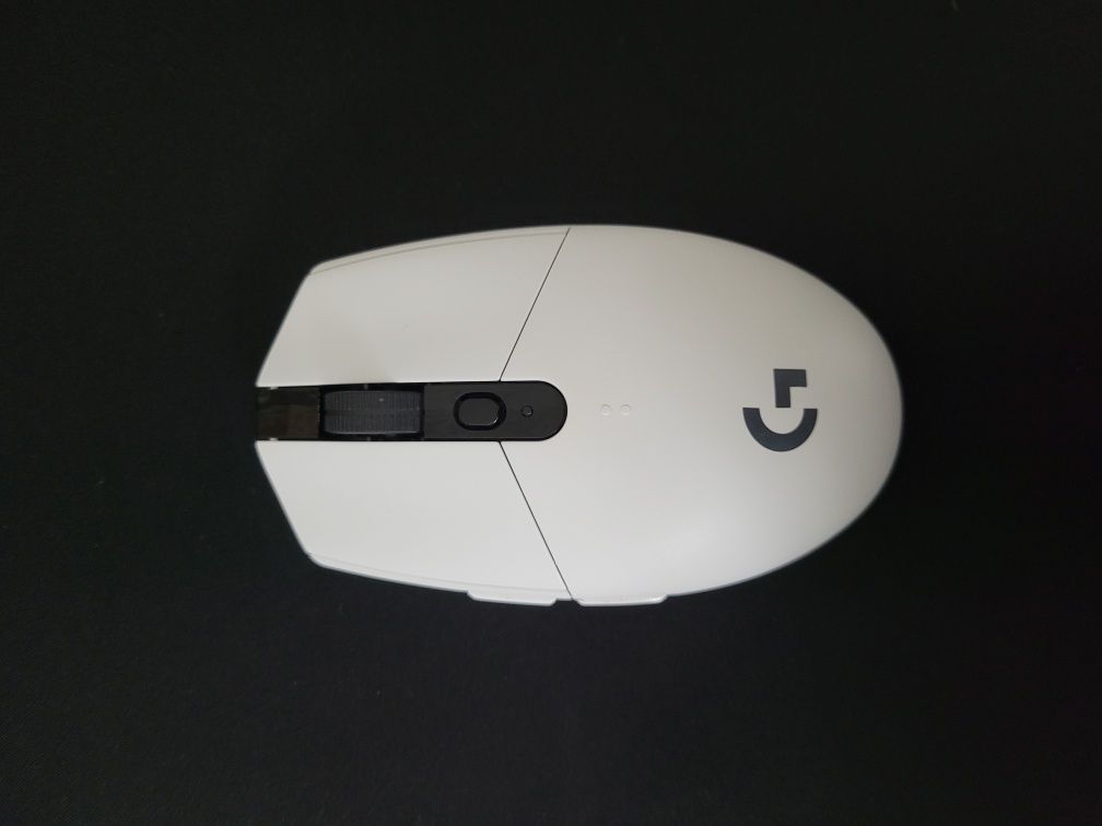 Продам игровую мышь Logitech G305 в отличном состоянии.