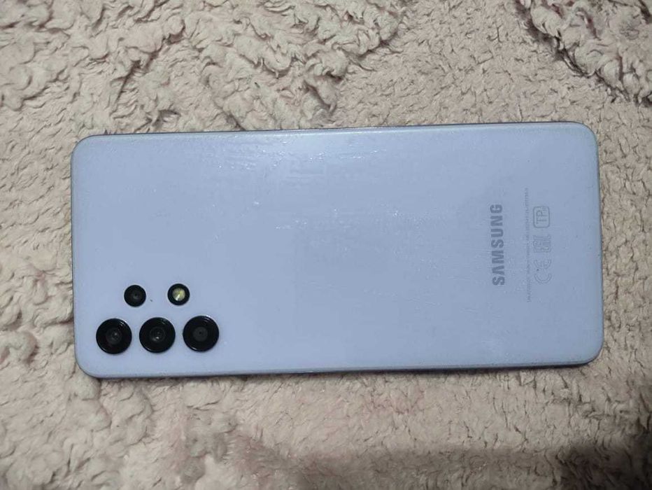 Продам телефон Самсунг А32, 128 Гб.