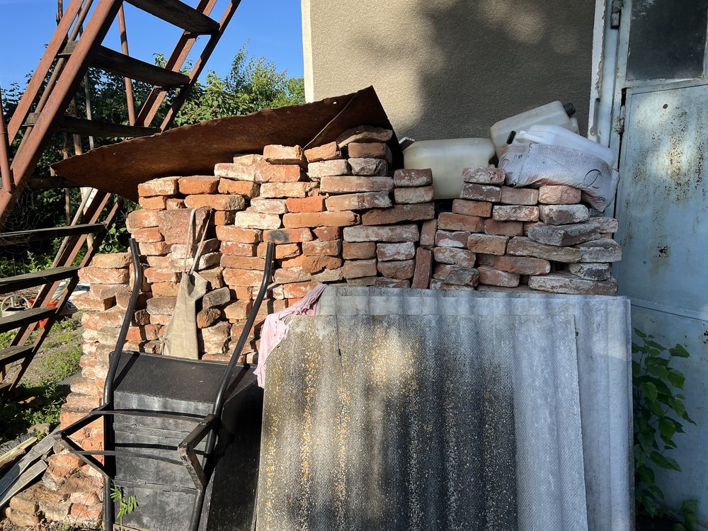 Vând cărămidă din demolare 5000 de bucati aprx