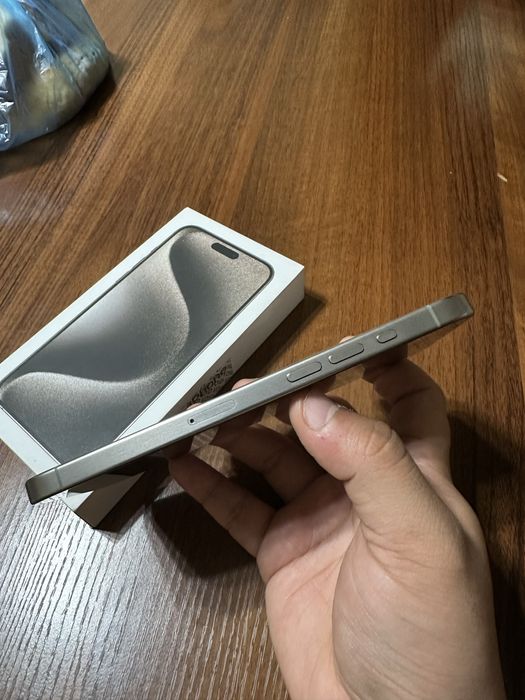 iPhone 15 Pro Max 256 GB Natural Titanium