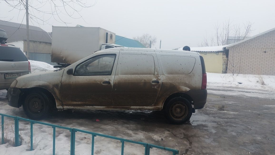 Лада ларгус  срочно