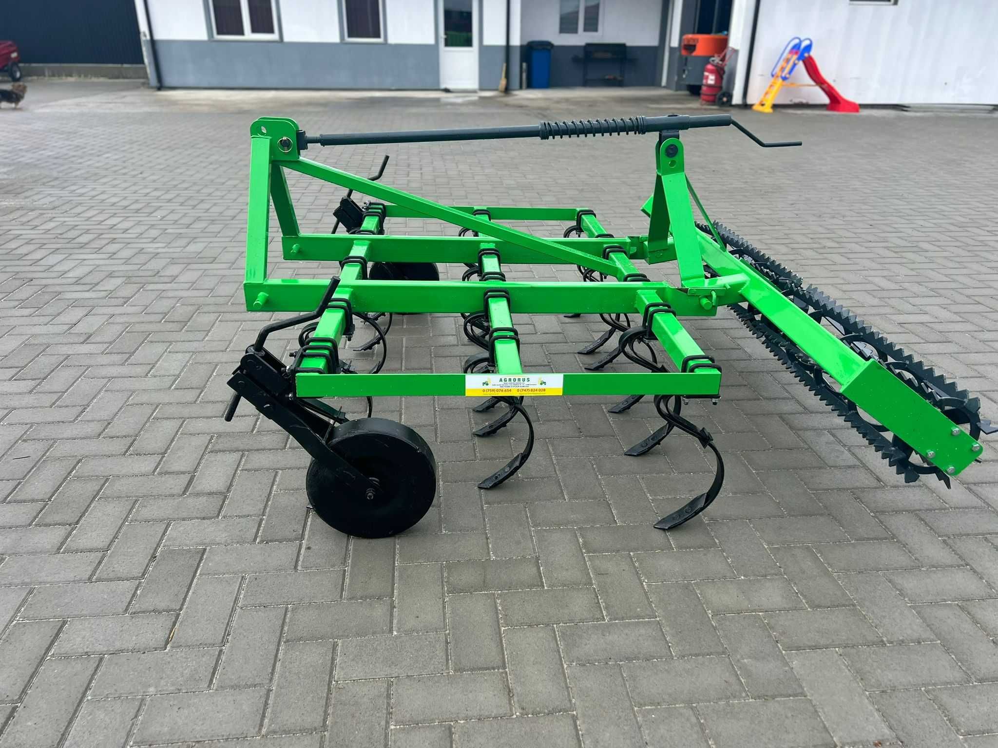 Combinator agricol 250 cm latime de lucru cu 1 tavalug Polmark