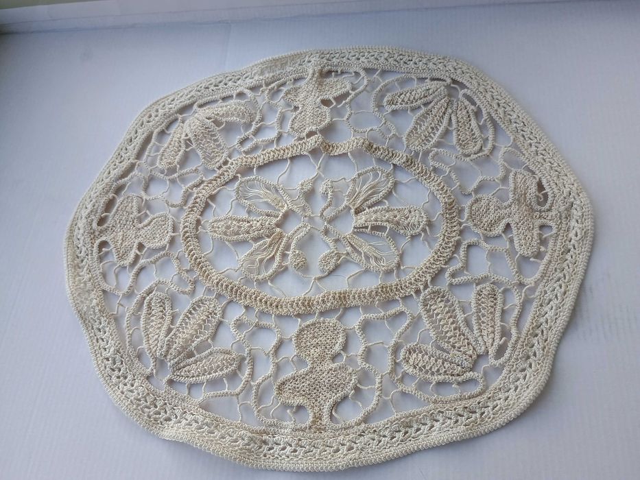 Macrame mileu alb model fluture vintage retro