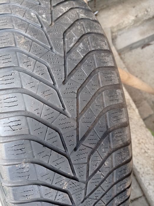 Vând jante+caciucuri