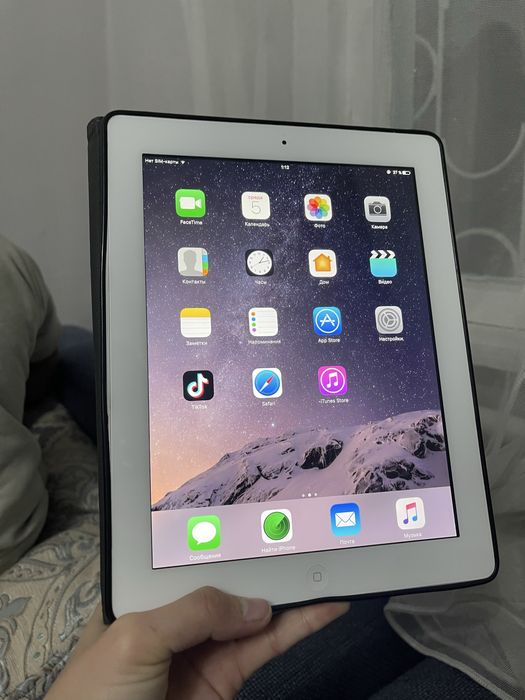 IPad 4 поколения в рабочем состояний