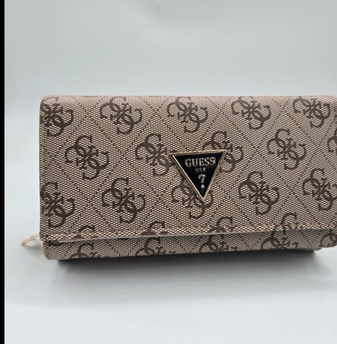 Дамски портмонета