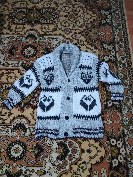 M. Pulover. Gros. Gen parka.