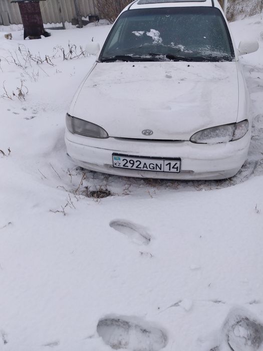 Продам хундай акцент  на запчасти не на ходу.