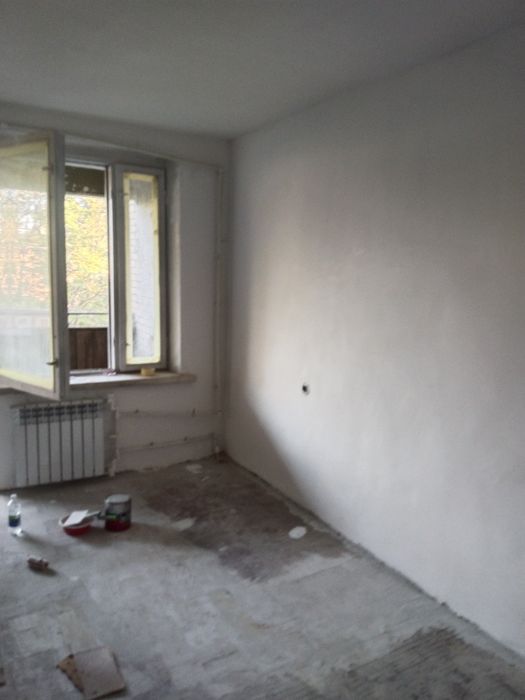 Продам 2 комнатную. Московская планировка. 2 балкона .60кв.м