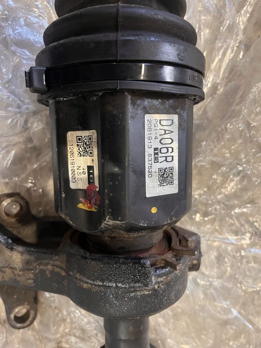 Предна дясна полуоска rav4 2.0 бензин