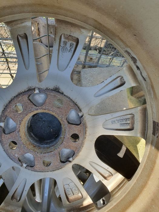 Vând jante: aluminiu R16 și tablă R15