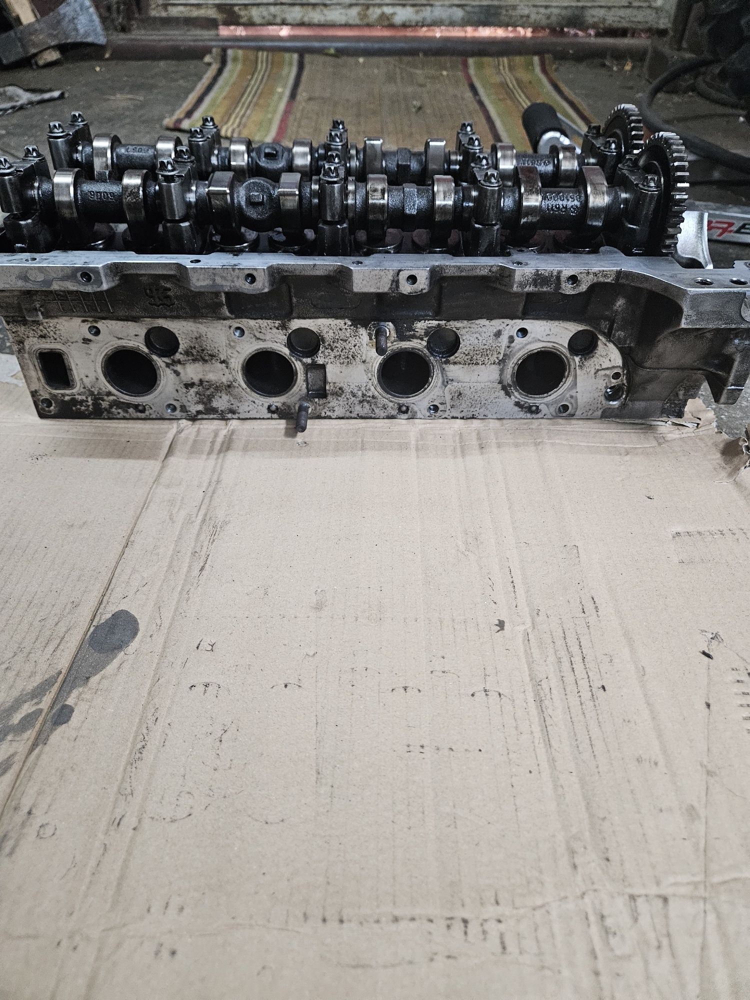 Глава за мерцедес 2.2 cdi