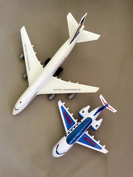 ЛОТ бебешки и детски играчки