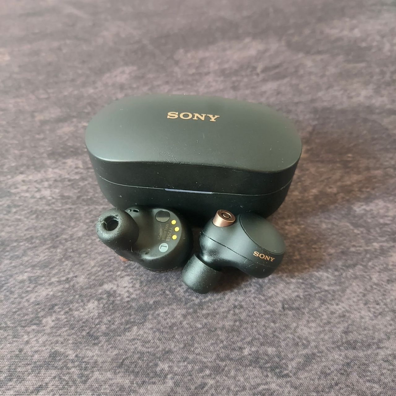 Наушники Sony WF-1000XM4 черные