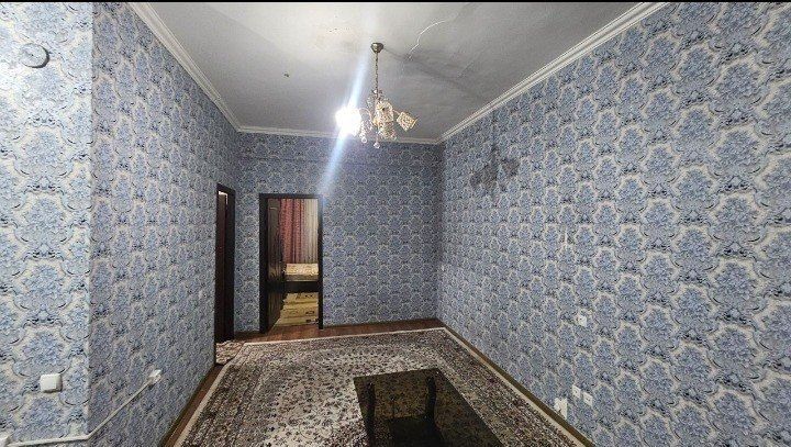 Продаеться  2 ком . Сергели район  Сергели 6 А