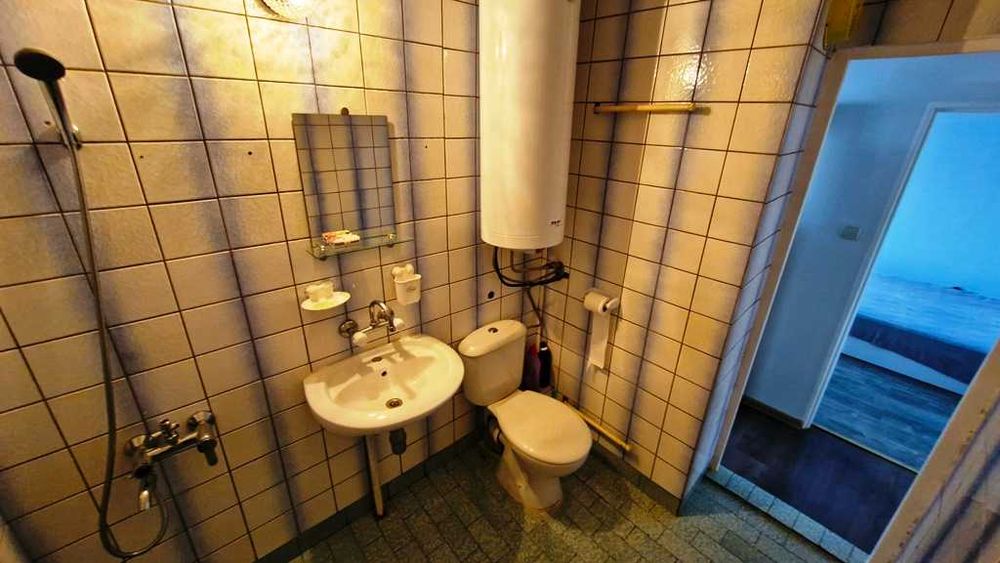 Давам под наем обзаведен двустаен Левски Г, етаж 4/8