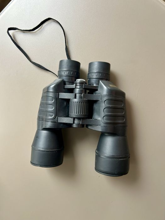 Бинокъл с увеличение 20х50
