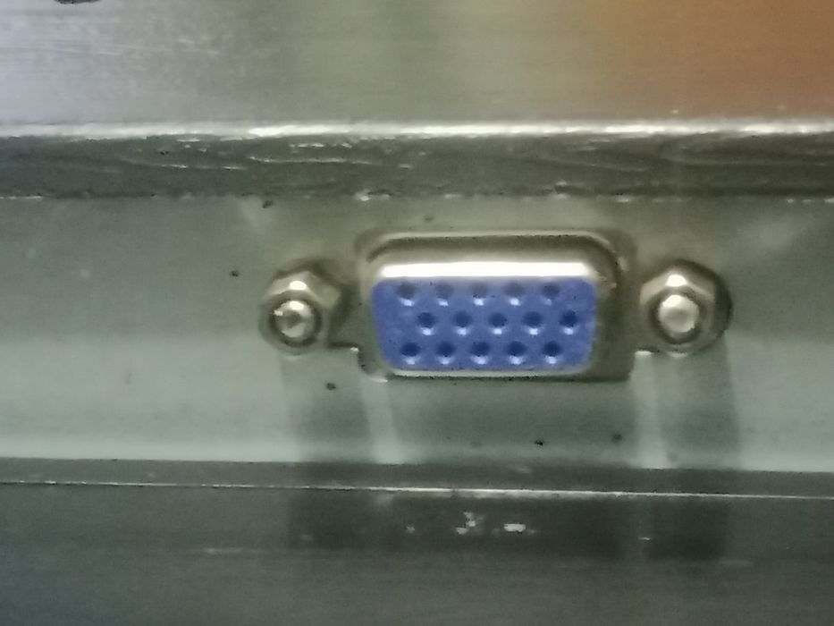 Продам монитор Qmax