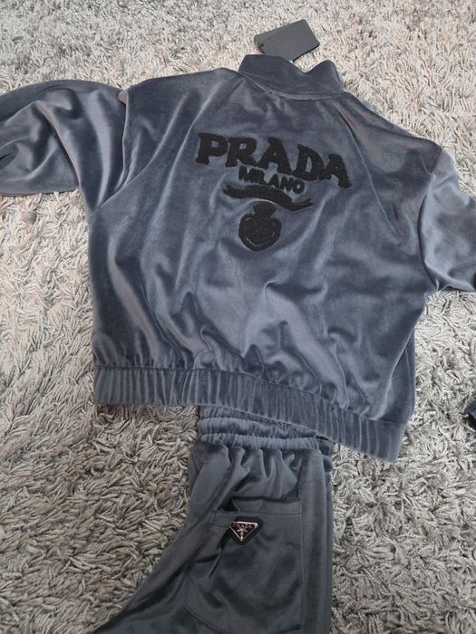 Уникален комплект p.r.a.d.a чисто нов