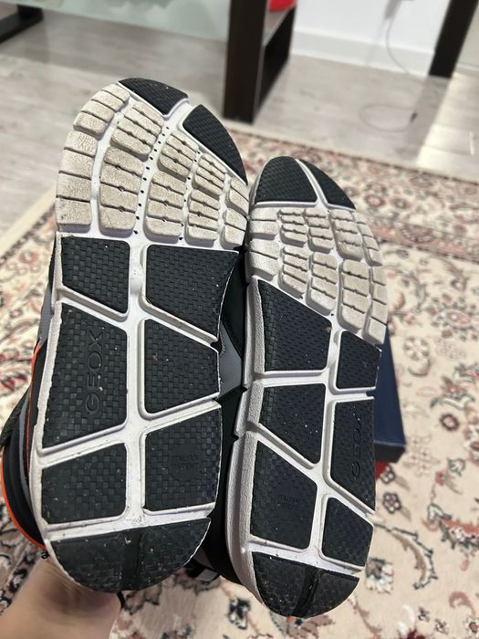 Ghete Geox noi, marime 40