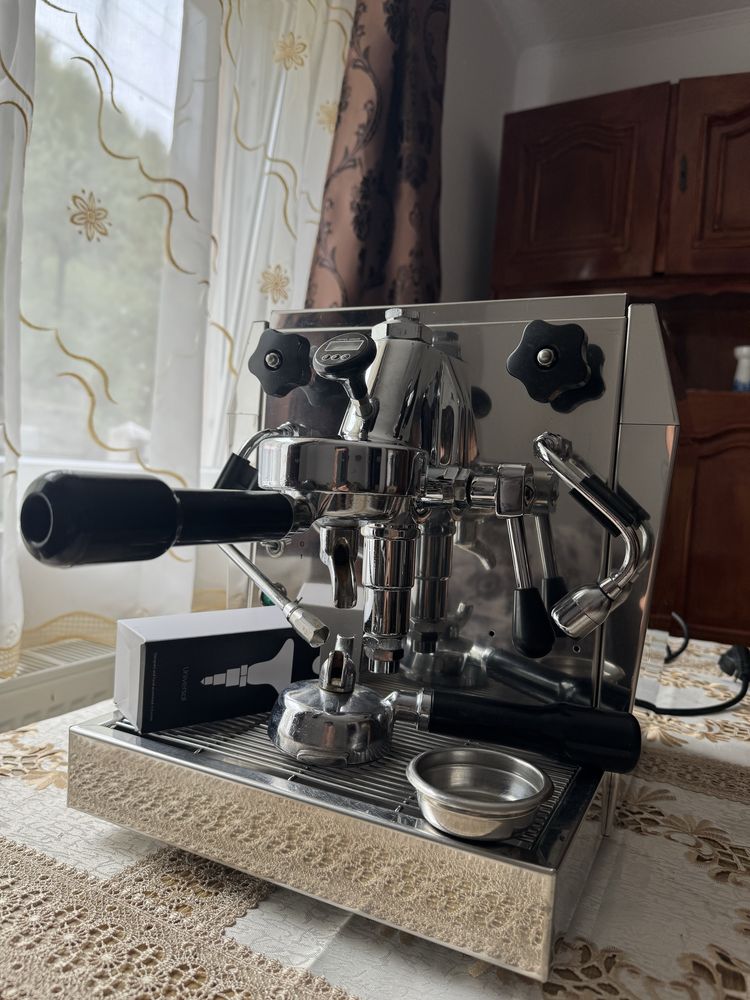 Espressor ECM Technika II, Grup E61 recent revizuit.