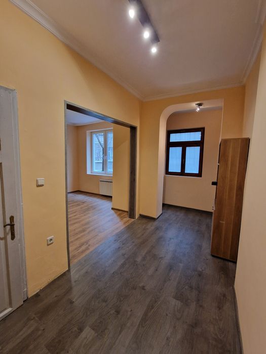 Дава се под наем  в София, Гоце Делчев -  кв.м за 450 € - Снимка #7