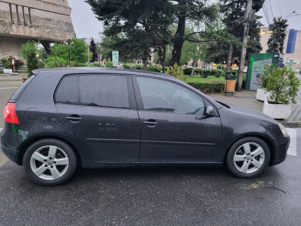 Vw GOLF 5  1.4 TSI