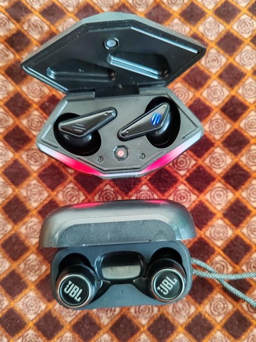 Căști cu bluetooth, blutut , doua perechi jbl