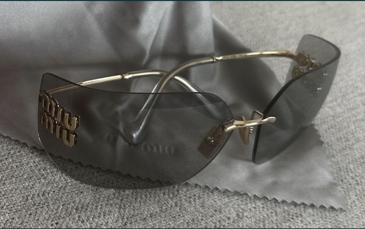 Дамски слънчеви очила Miu Miu