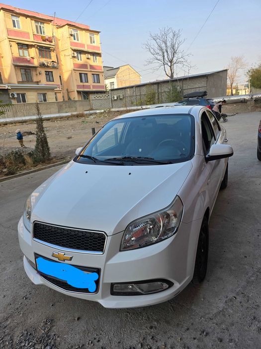 Продаётся Нексия 3