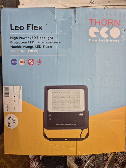 Vând lampă iluminatoare led