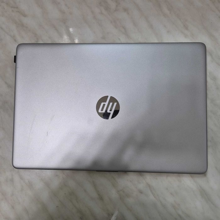 Laptop HP 15s-eq2012nq AMD Ryzen 7 5700U 8GB 512GB Zeus Amanet 28217