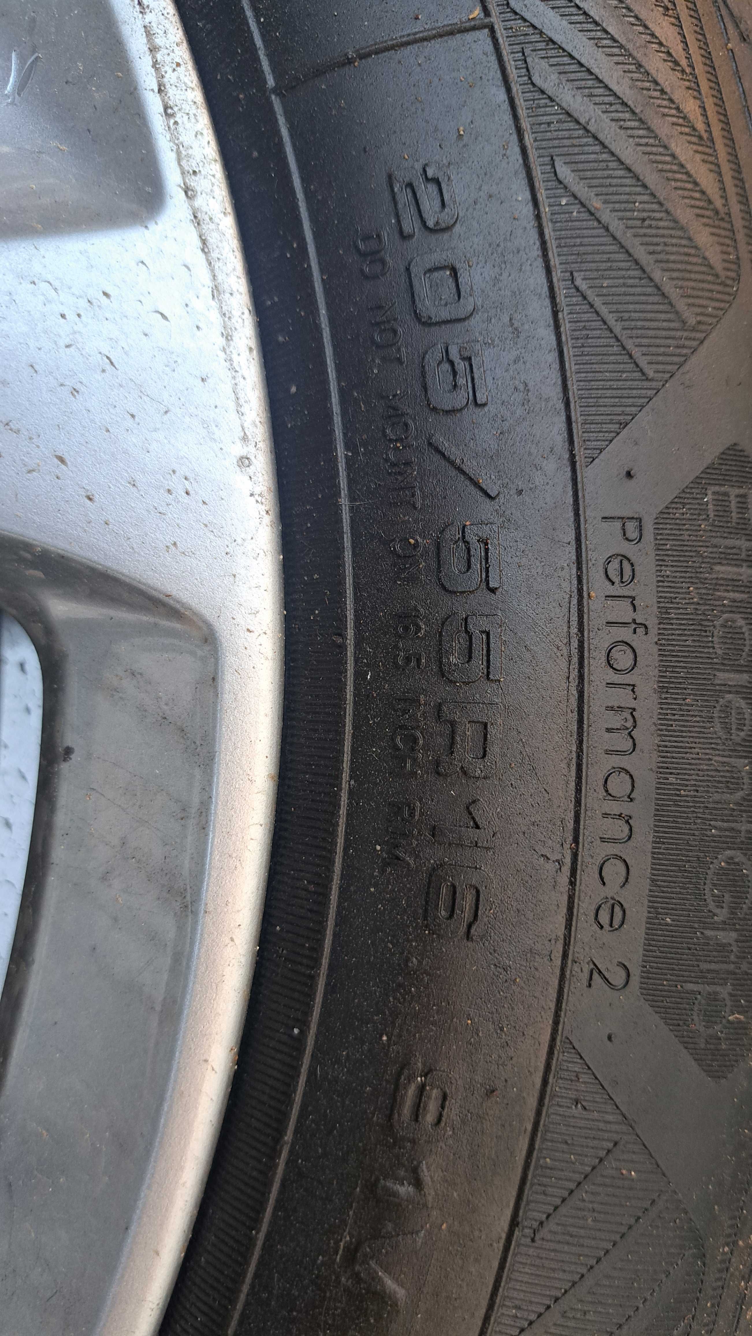 Гуми с джанти AUDI 205 55 16