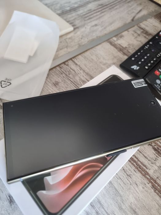 Смартфон I24 Ultra 5G 256 GB Gold + писалка + подарък кейс