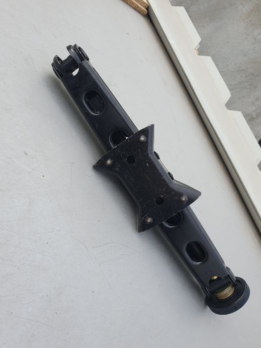 Продавам 2 броя крикове