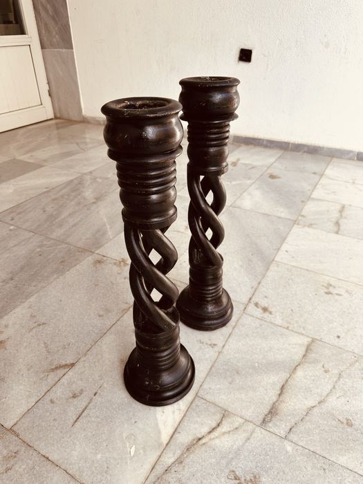 Масивни винтидж свещници от твърдо дърво – 63 см, датски