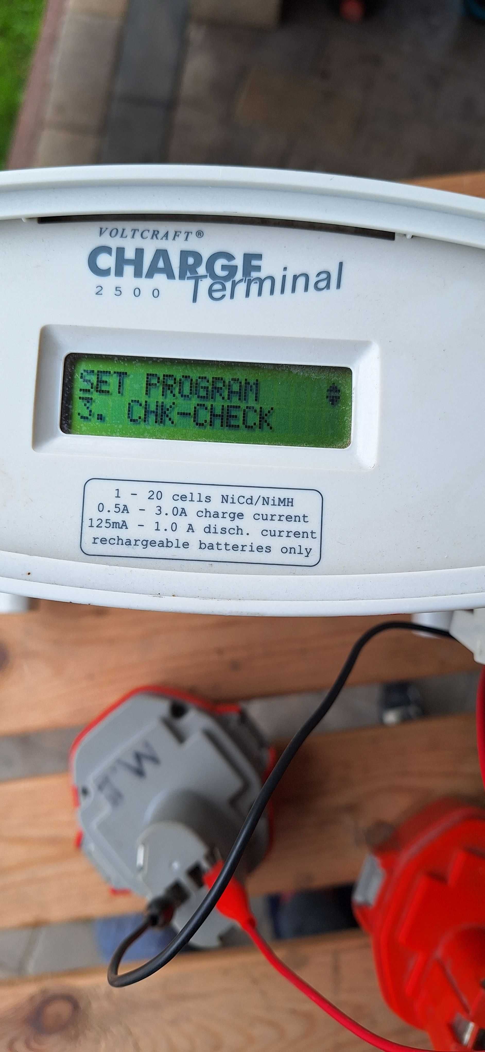 Incarcator, Tester celule Nicd NiMh Voltcraft Charge Terminal 2500