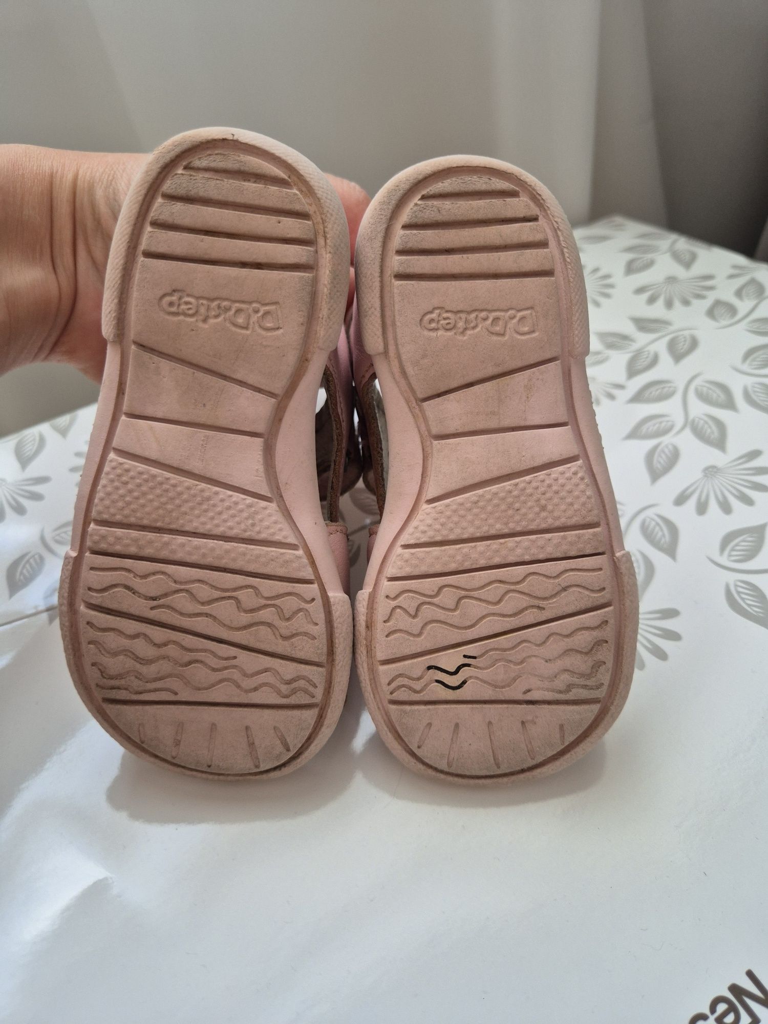 Sandalute DD Step marimea 21