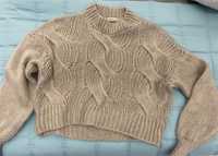 Изключително качествен и елегантен пуловер от кашмир и вълна