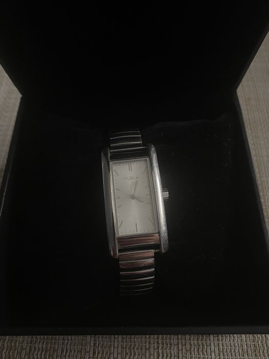 Дамски дизайнерски часовник FURLA