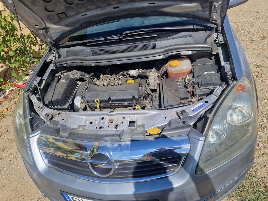 Opel Zafira B 1.8