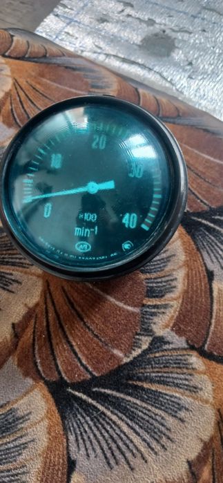 тахометр камаз маз 24 вт