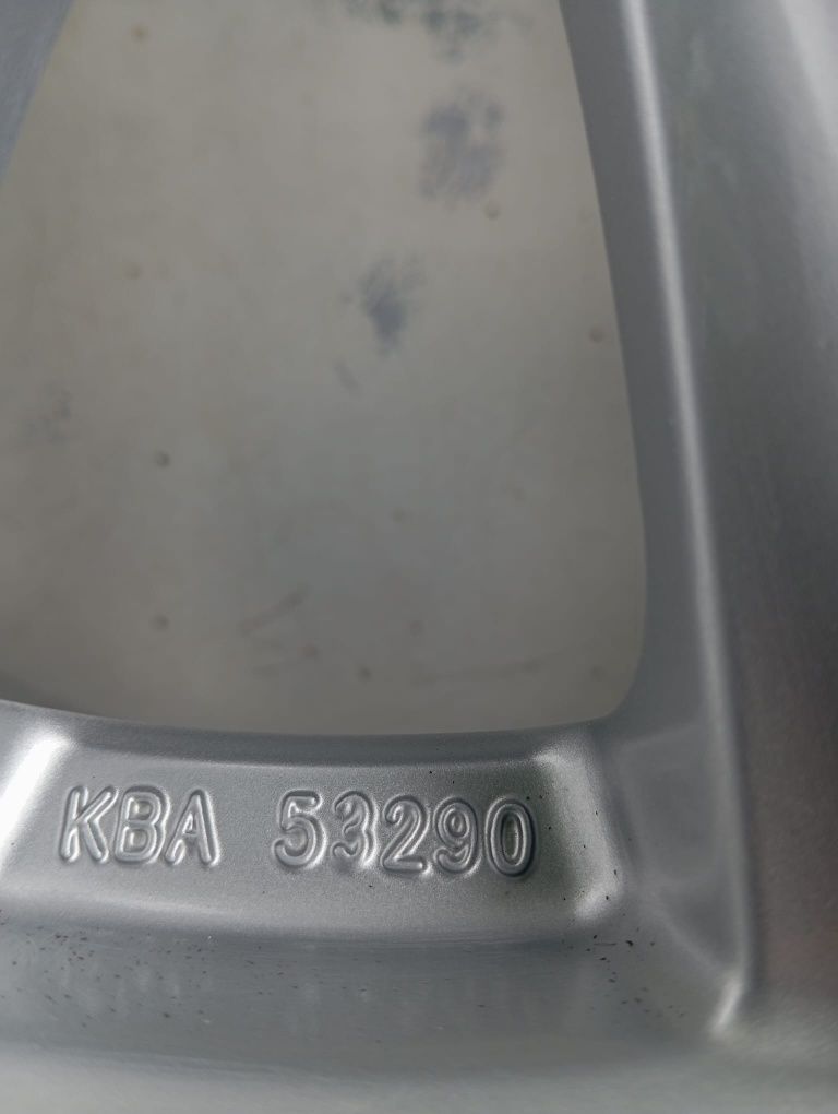 PLATIN Mercedes A B C Klasse CLA GLA V-Klasse