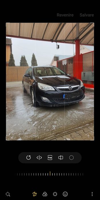 Vând Opel Astra J 2011