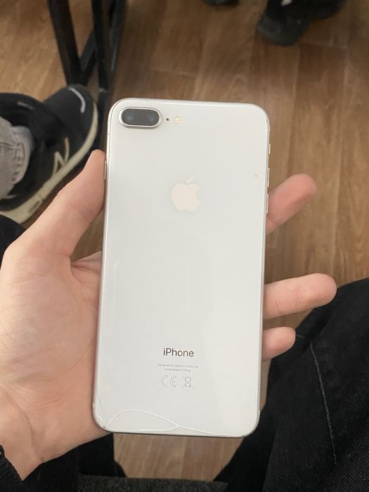 продам Iphone 8 plus