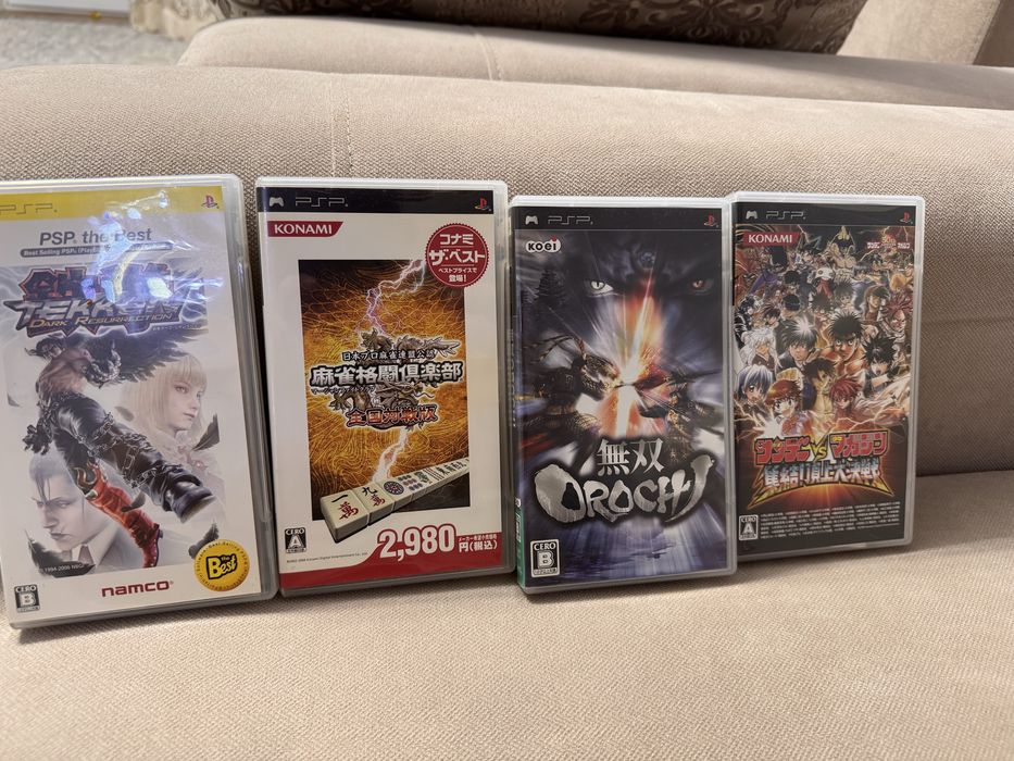 Продам набор игр для PSP
