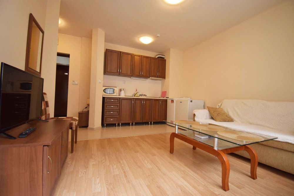 Продава се Тристаен апартамент в Банско - 52 кв.м за 1154 €/кв.м - Снимка #3