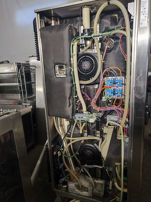 Vand cuptor Electrolux Electric 40 Tavi