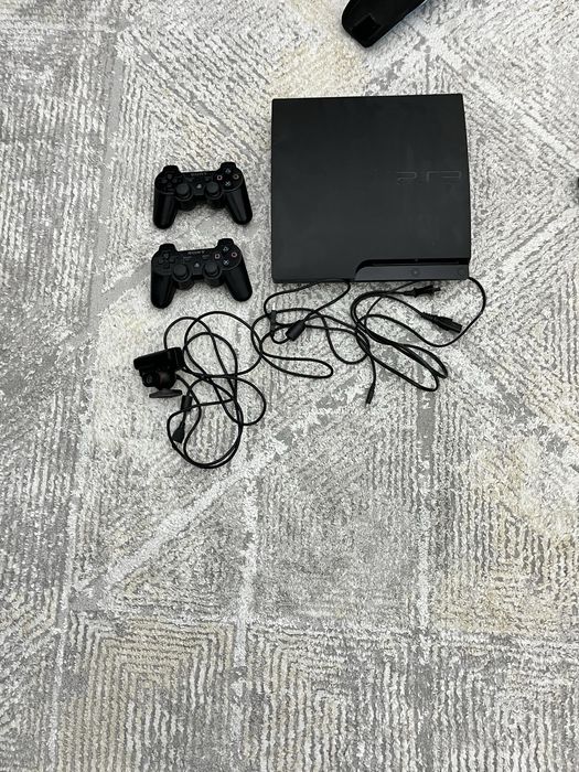 Продам ps3 с джостиками и камирой