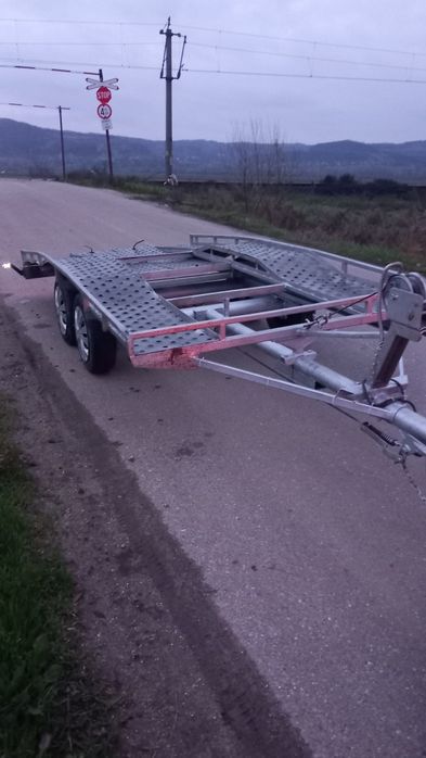 Vand sau schimb platforma auto